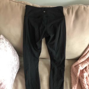 Lululemon mid-rise leggings
